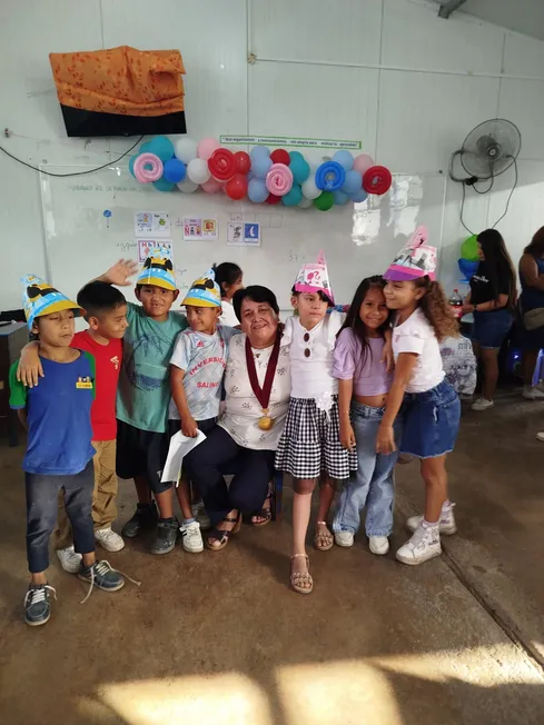 Actividad con niñas y niños del distrito